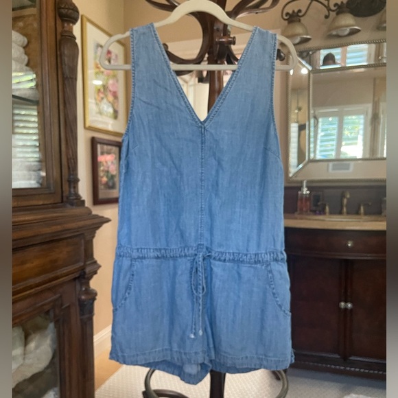 Rails Parker chambray romper. GUC - Picture 1 of 5